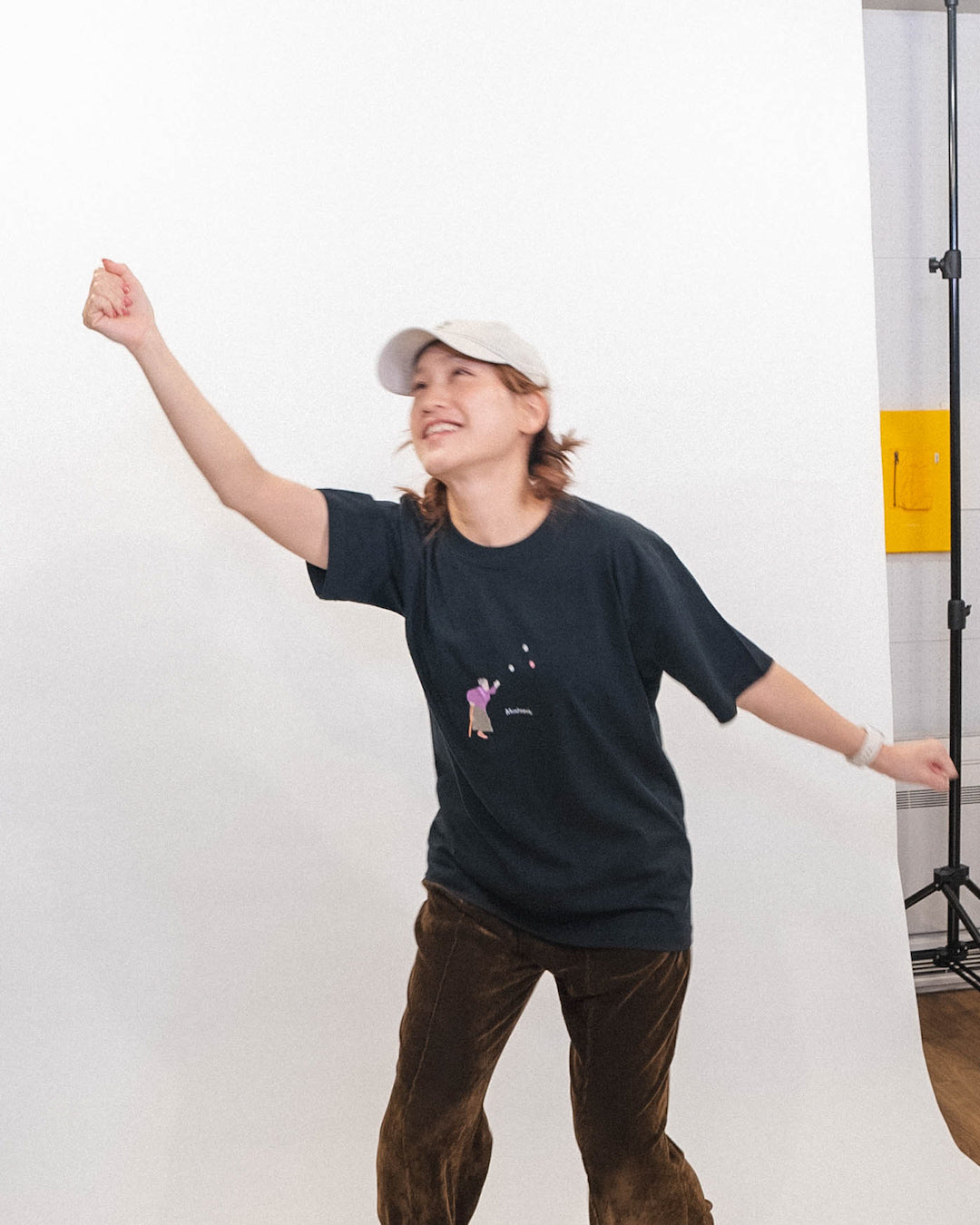 餅キャッチ婆Tee