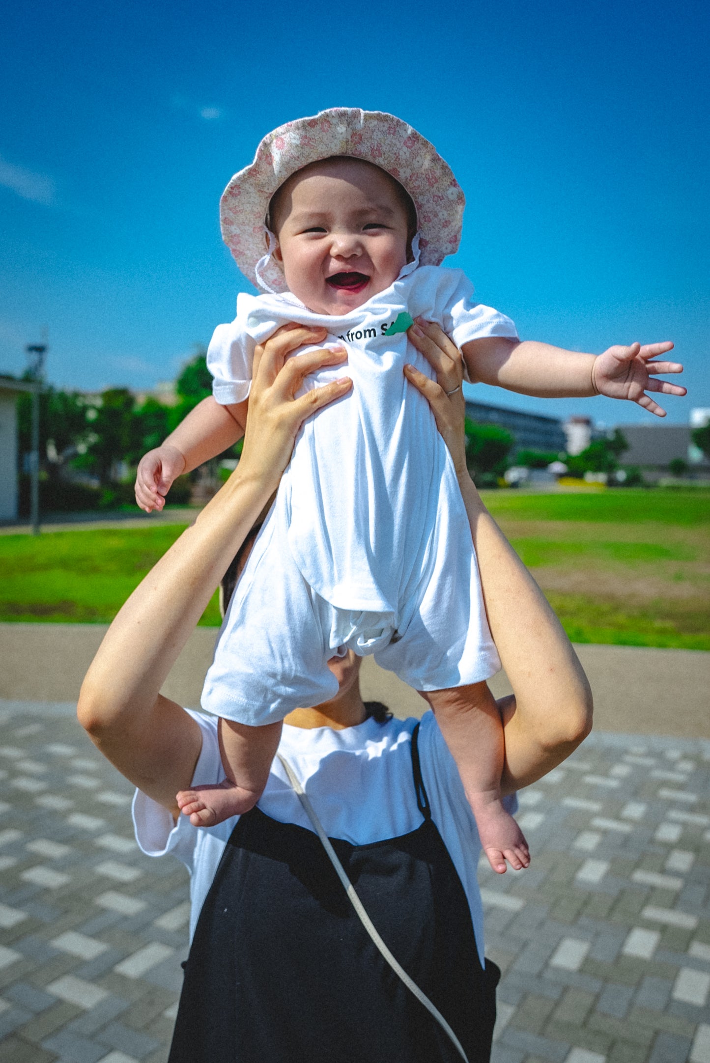「埼玉出身ですロンパース(赤ちゃん)
