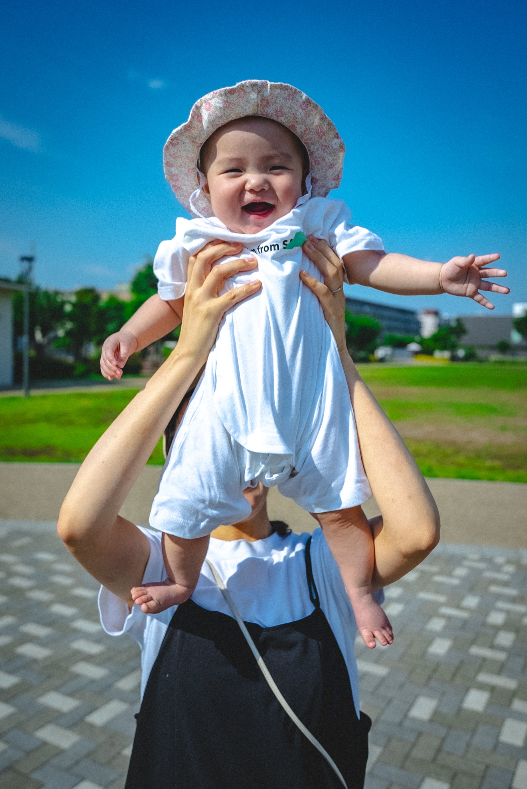 埼玉出身ですロンパース(赤ちゃん)