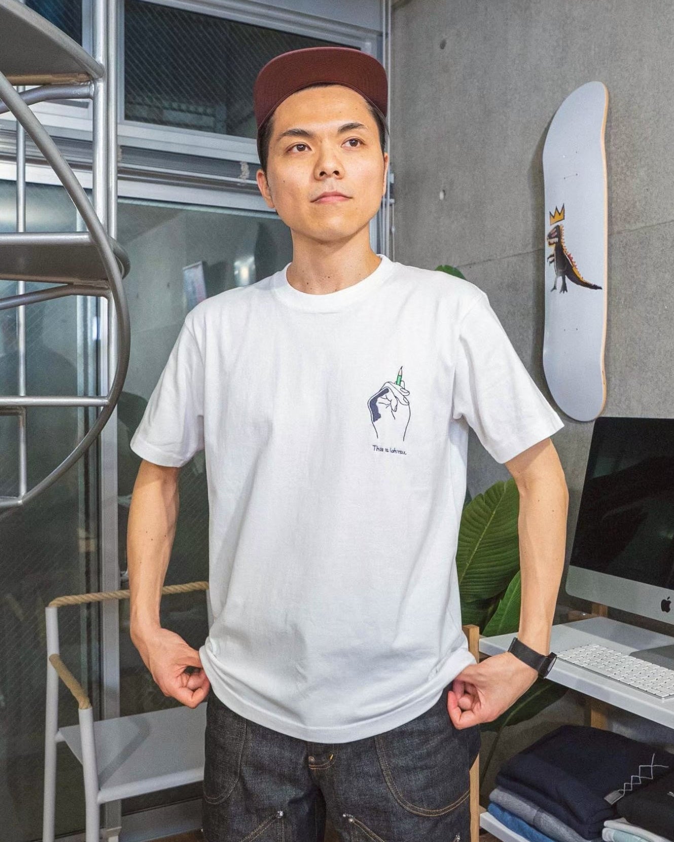 硬筆で手が真っ黒Tee