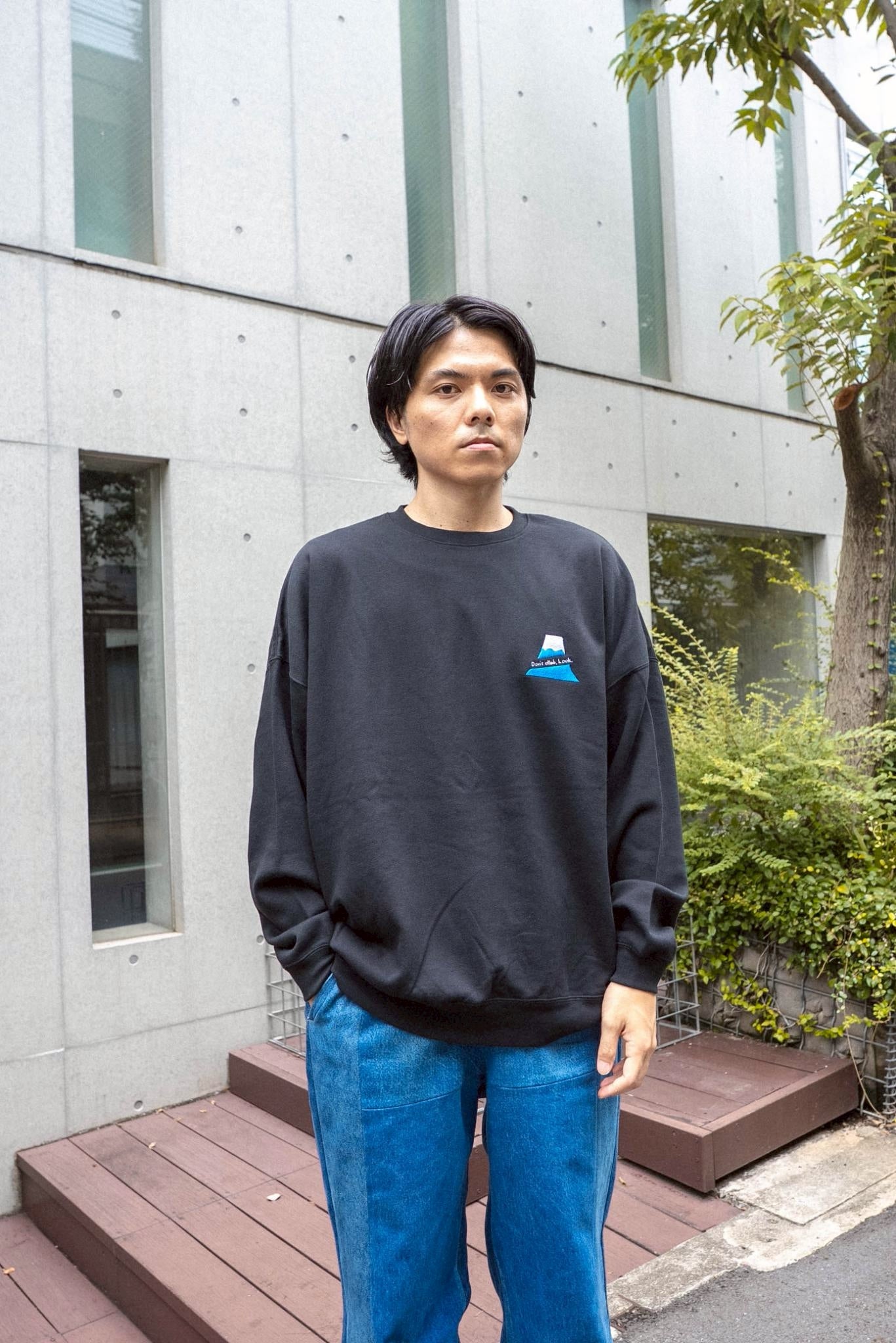 【受注】富士山は登らず観るものスウェット
