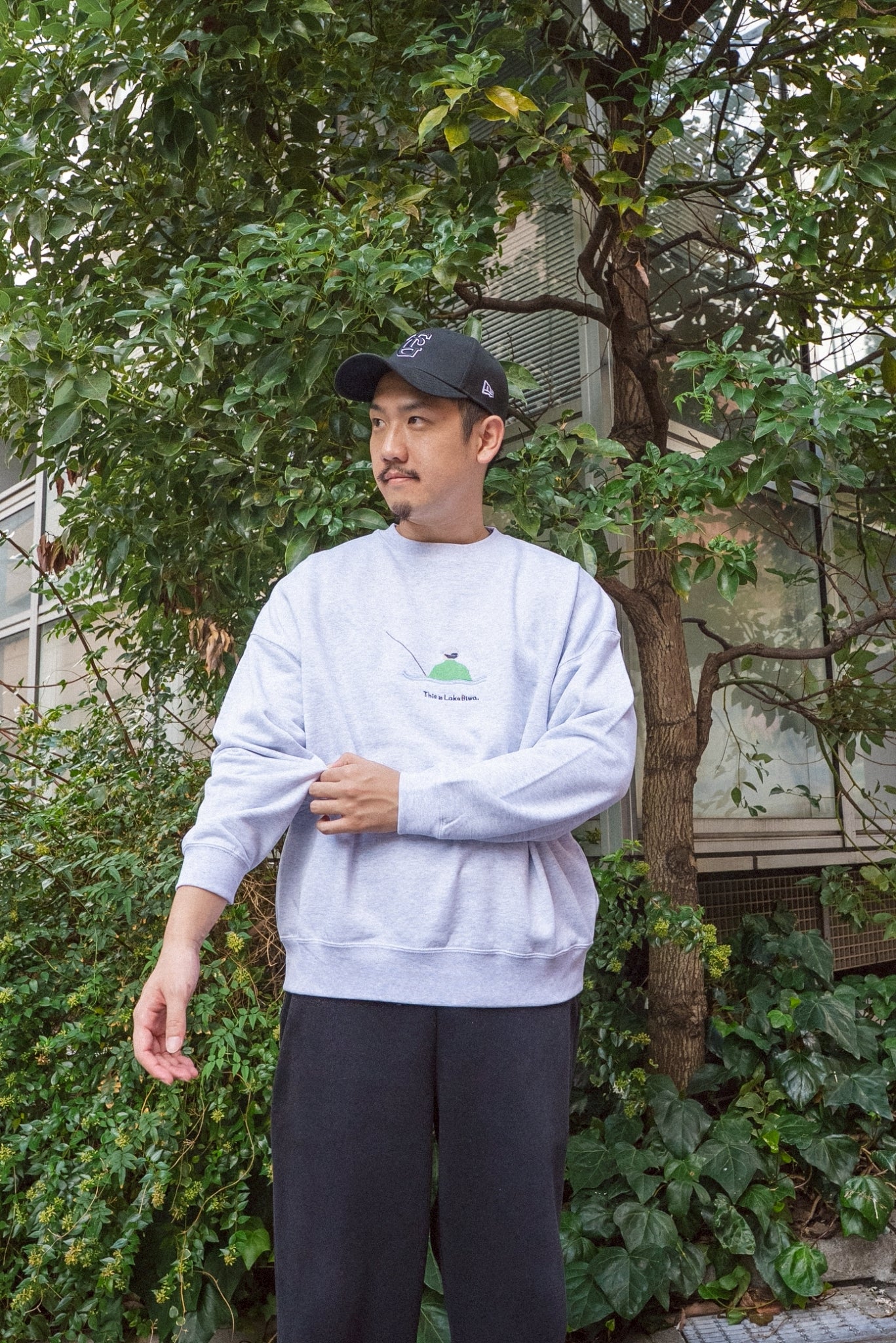 琵琶湖で釣りしてる人スウェット