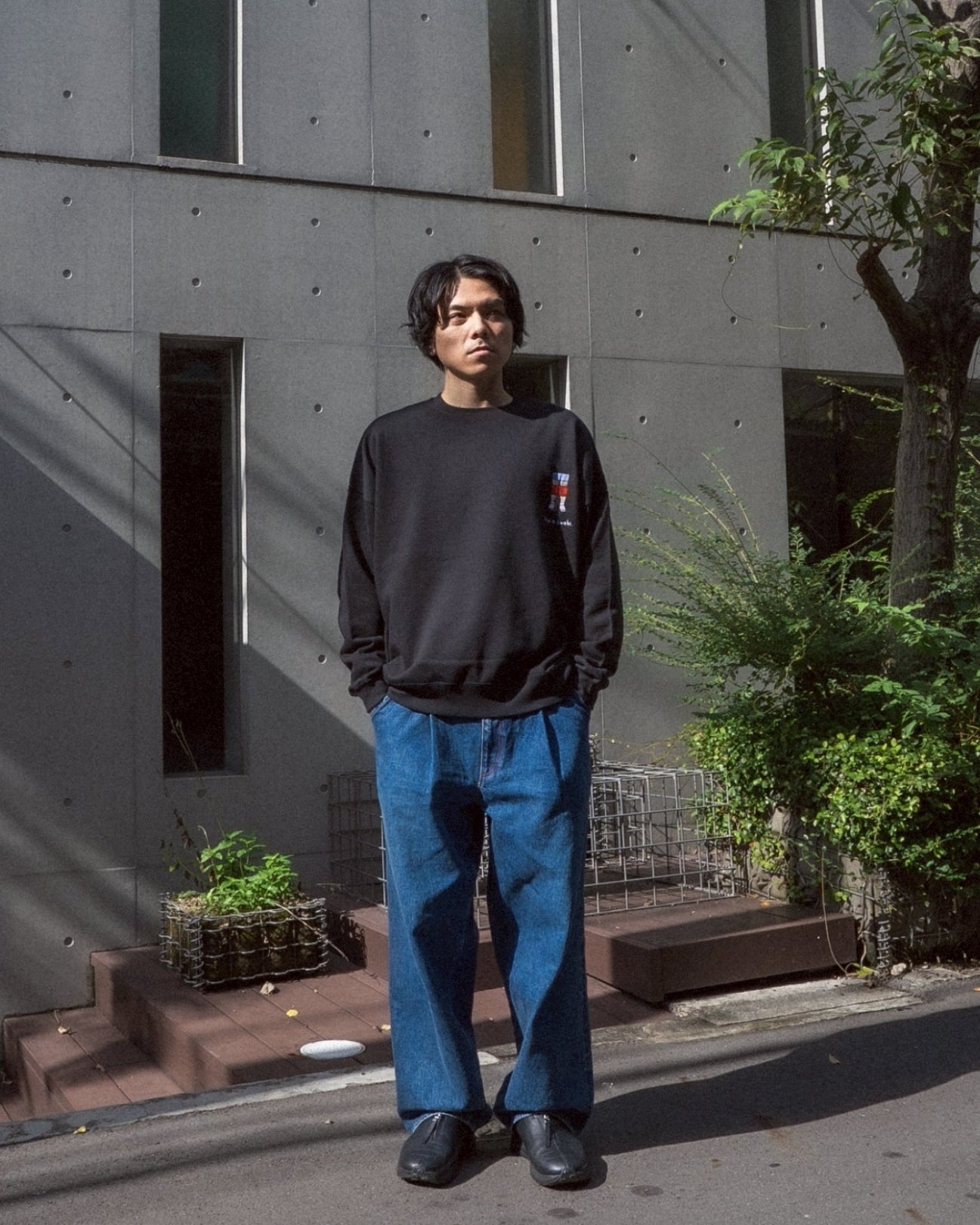 いわき、掃除中は膝あて文化スウェット