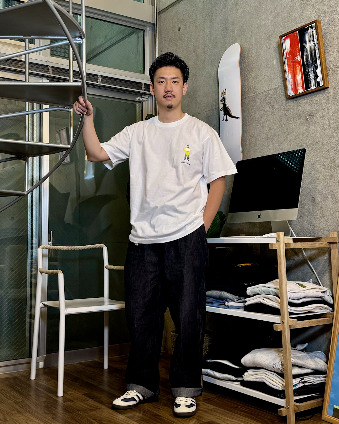 自転車降りてくださいおばさんTee