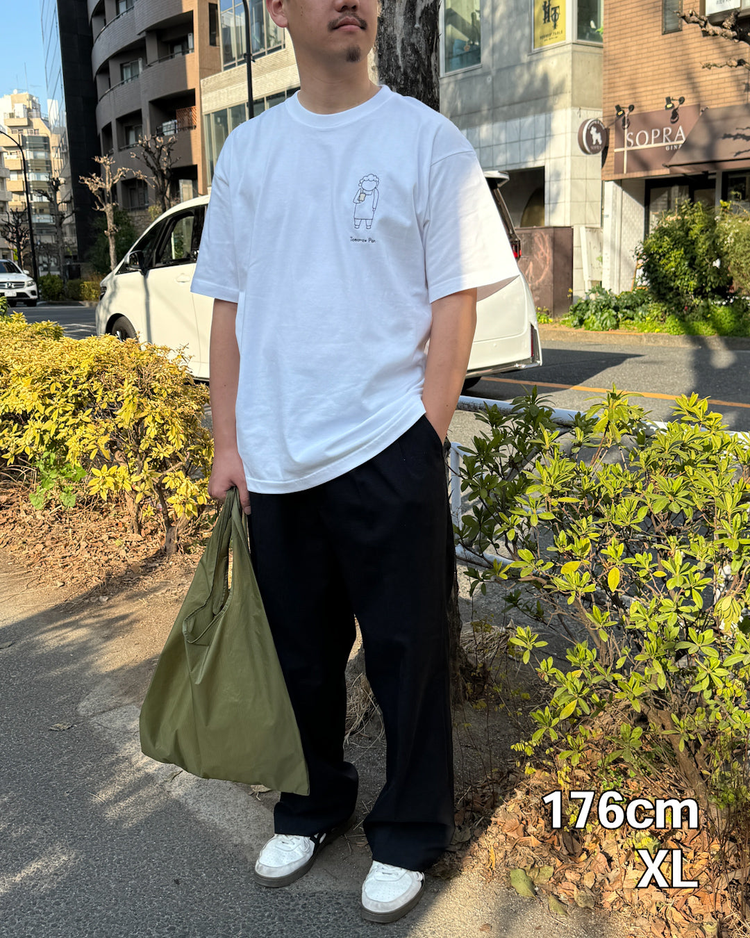 「明日のパン買わな」Tee※食パンver.