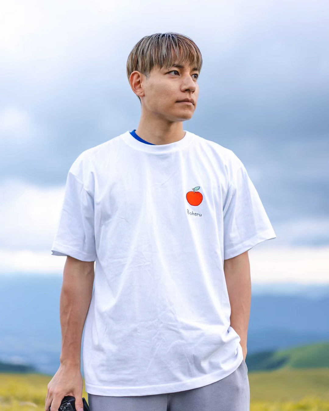 りんごがぼけるTee