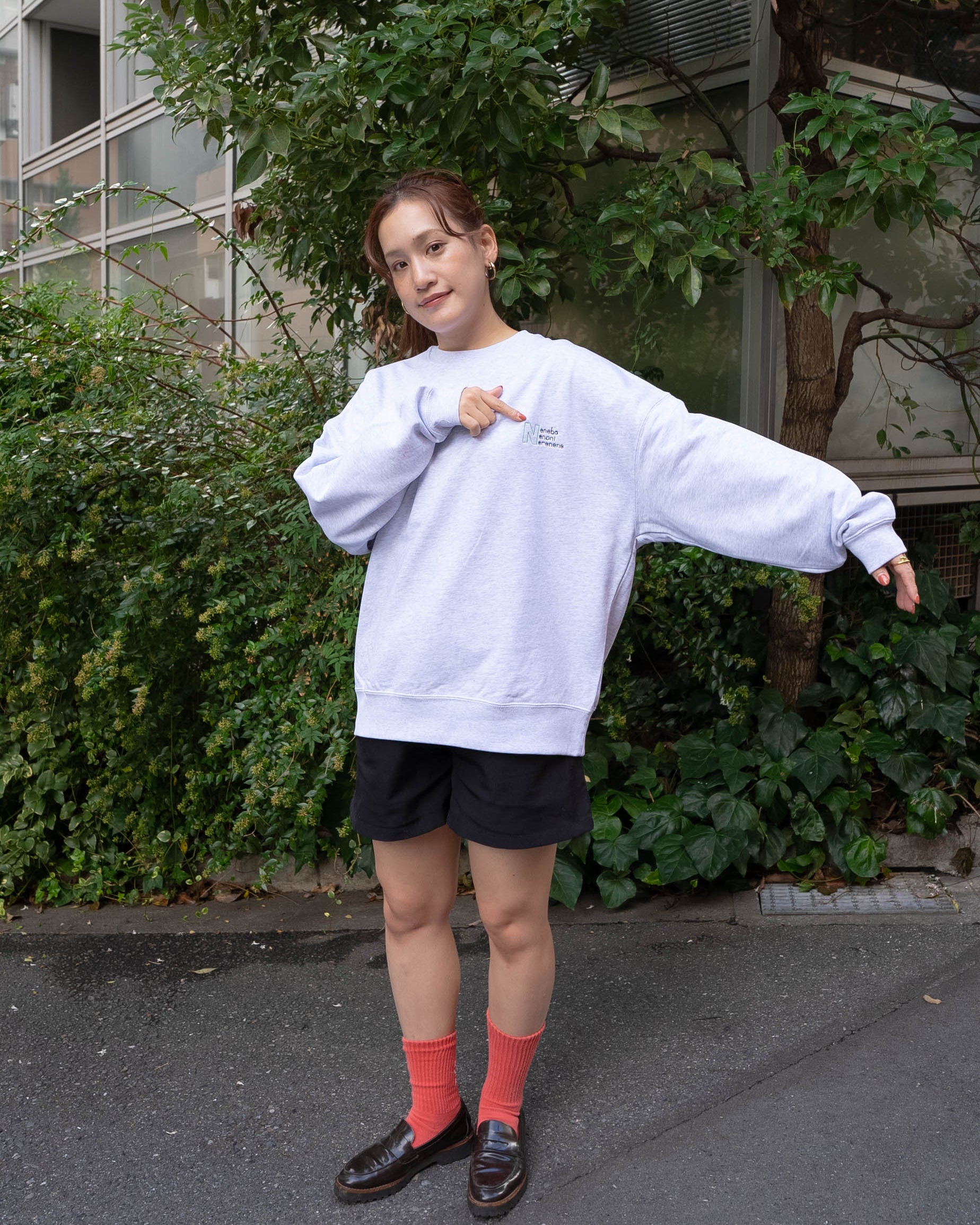 ねねばねのにねれねねスウェット