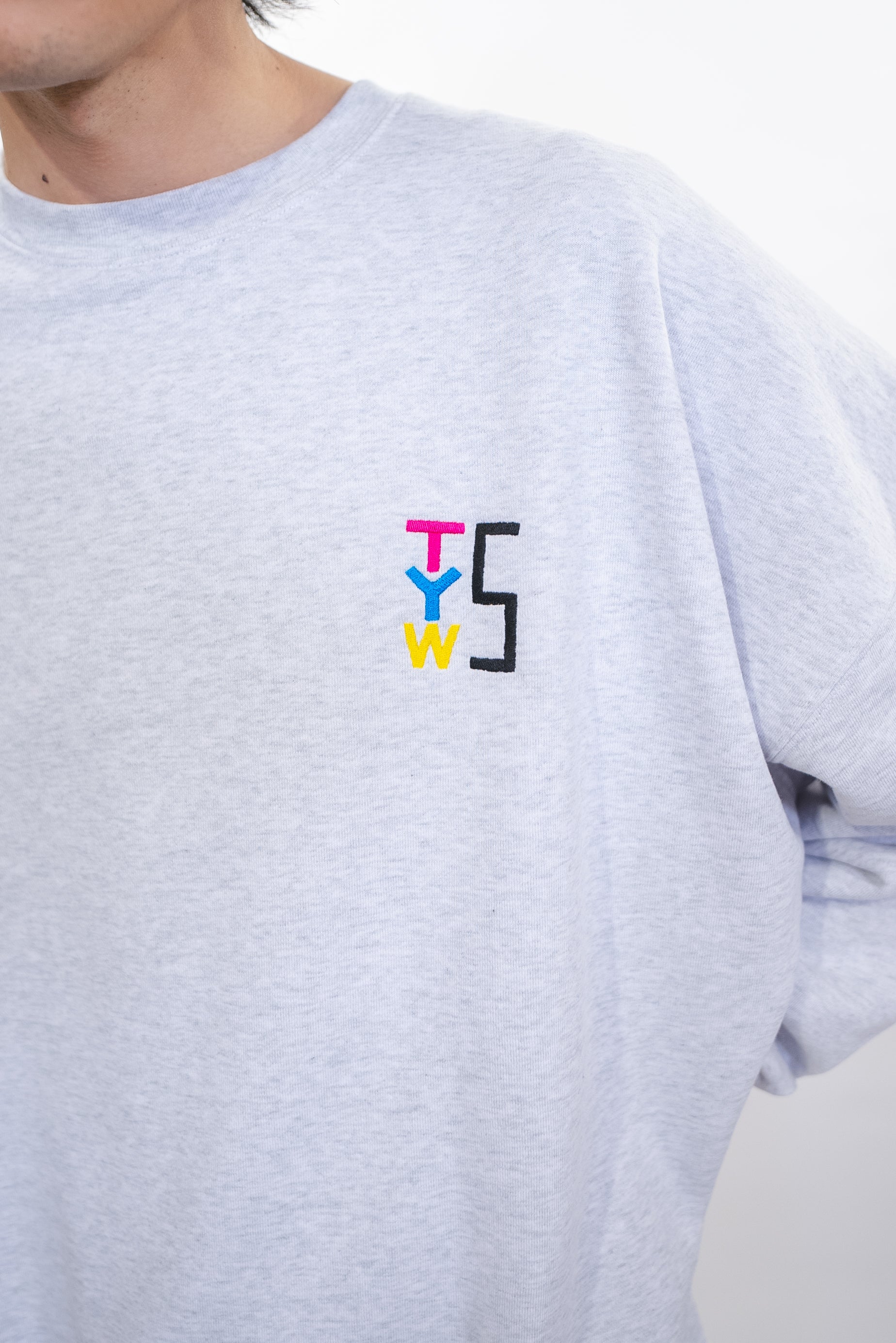 TYWは5日間スウェット