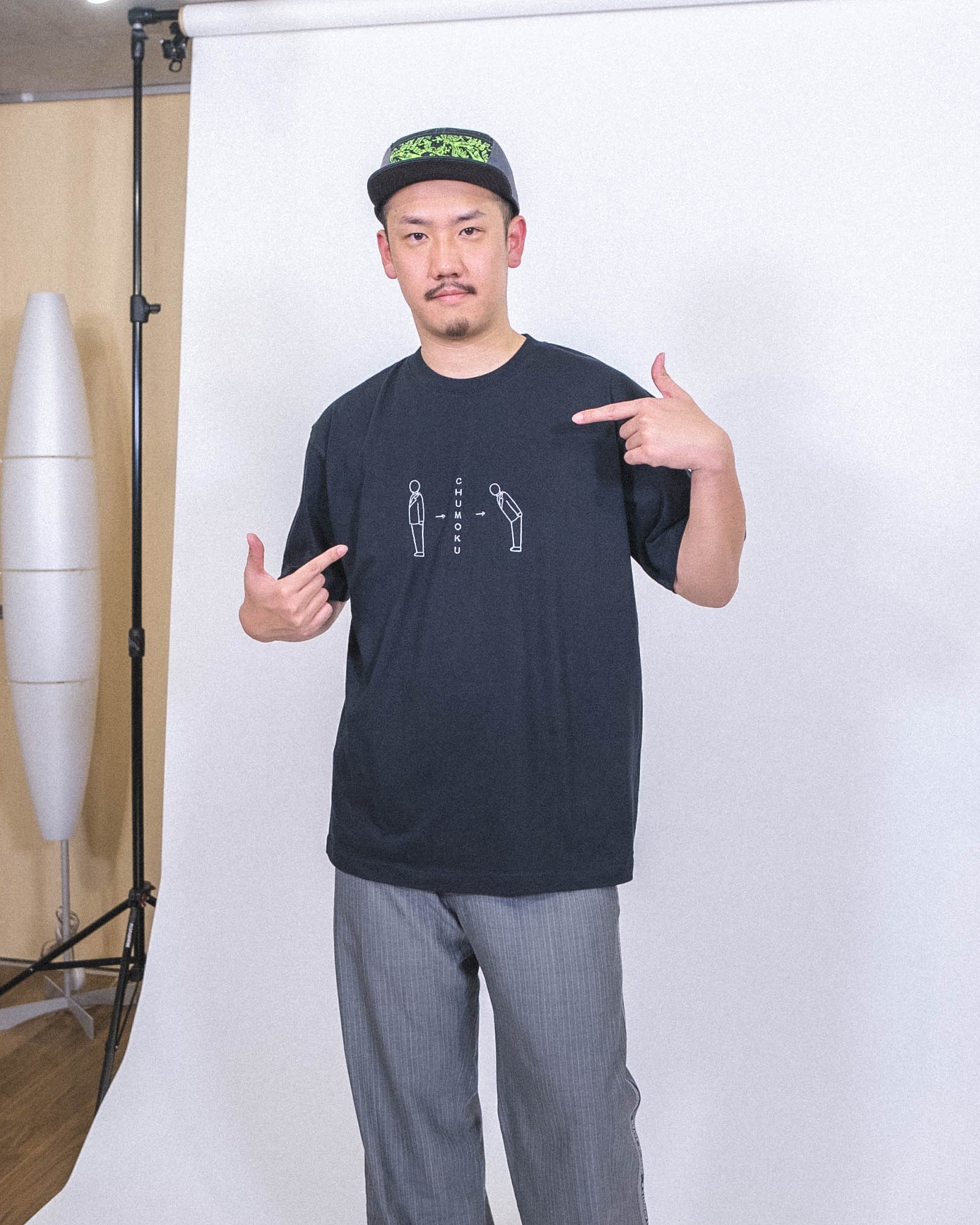 注目を挟む群馬県民Tee