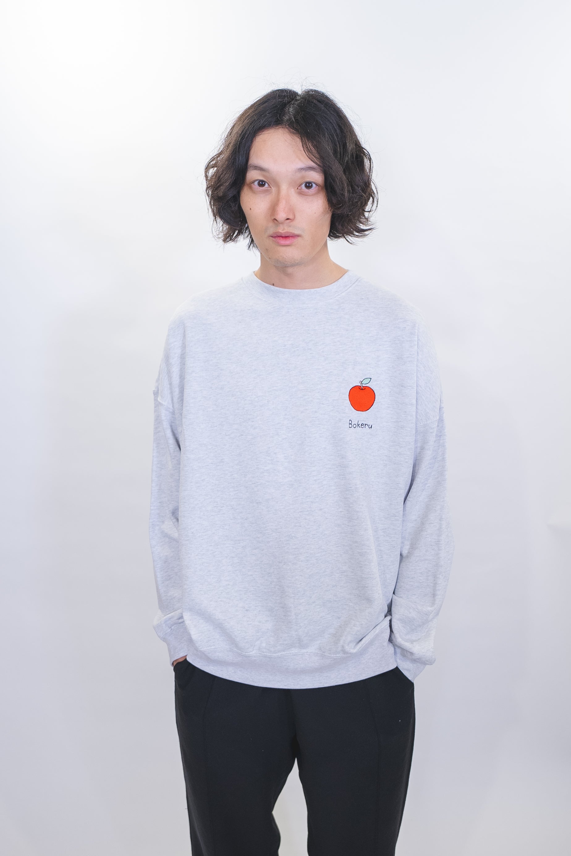 りんごフリーです。plage minimal sweat りんごがぼけるスウェット
