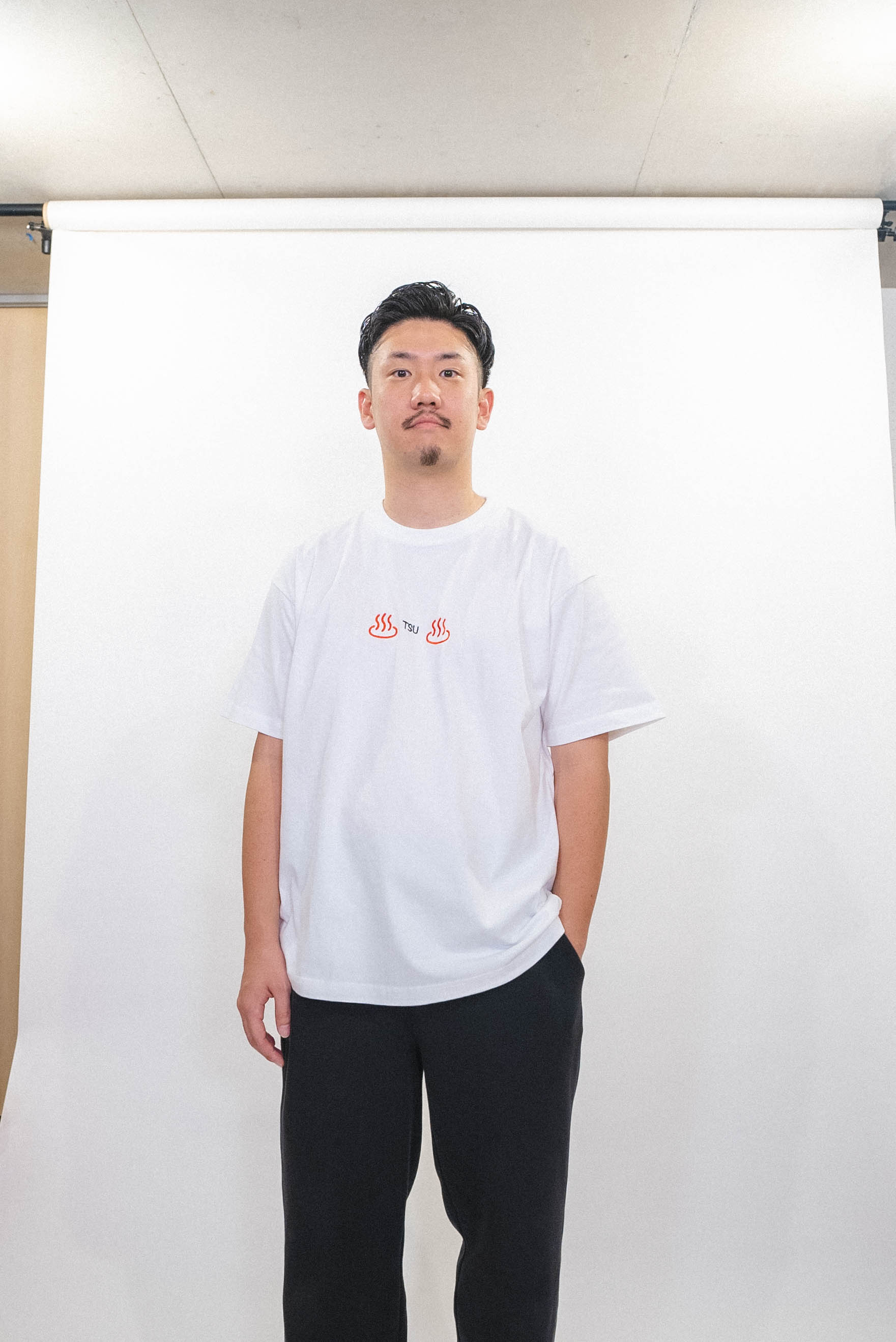 読めない温泉Tee