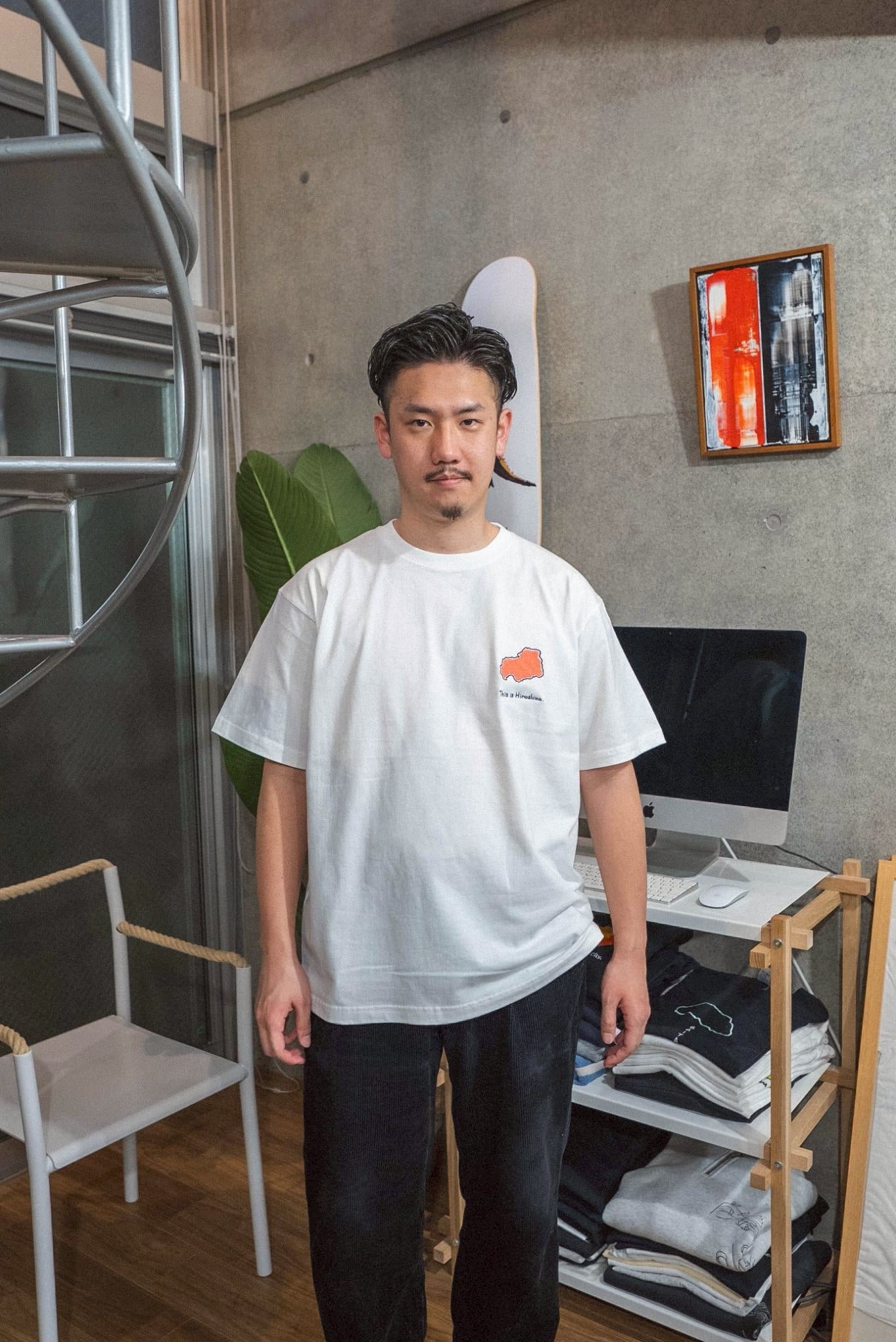 広島は赤だよTee