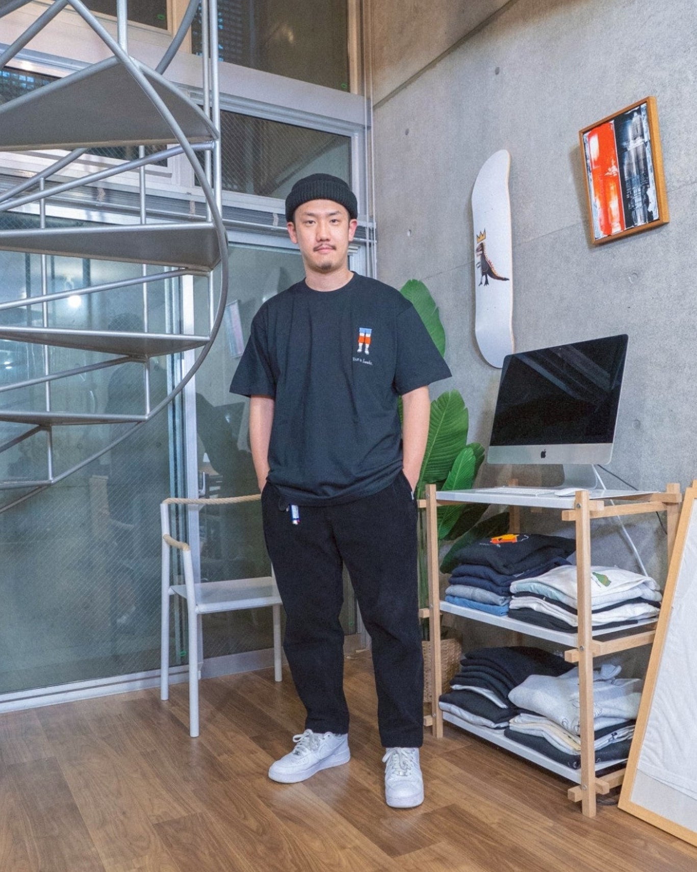 いわき、掃除中は膝あて文化Tee