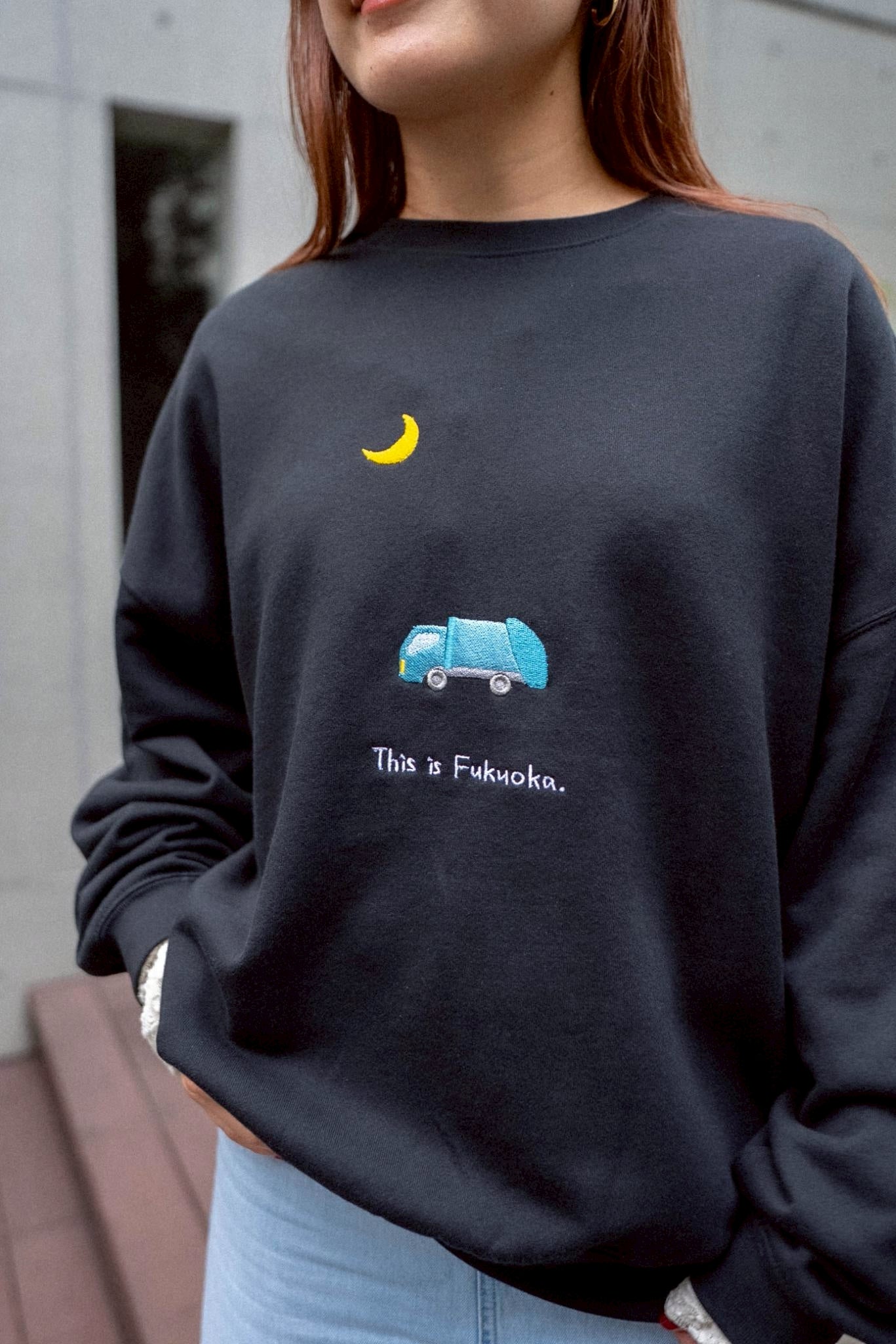 ゴミ出しは夜だよ福岡スウェット