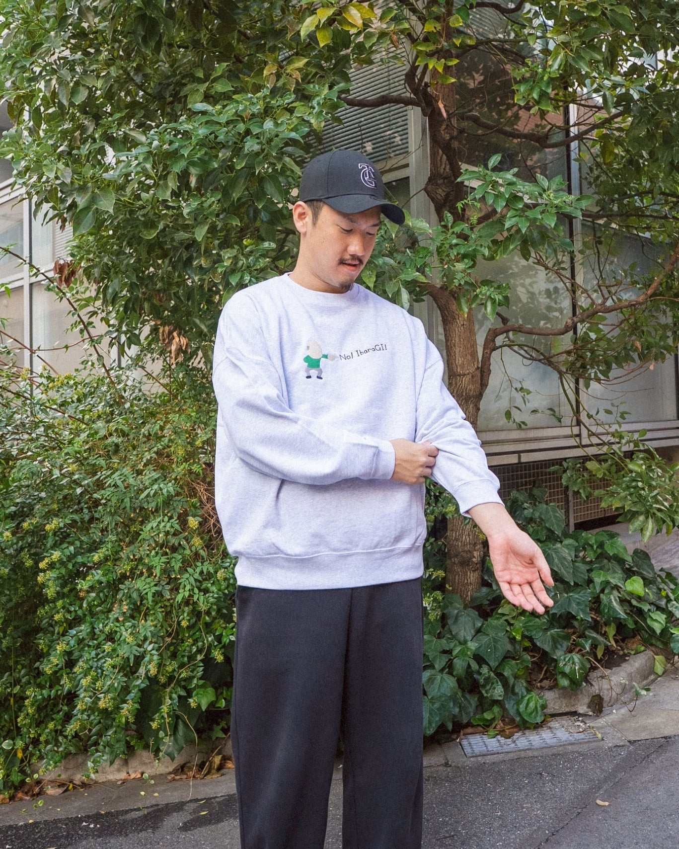 いばらぎなじいちゃんスウェット