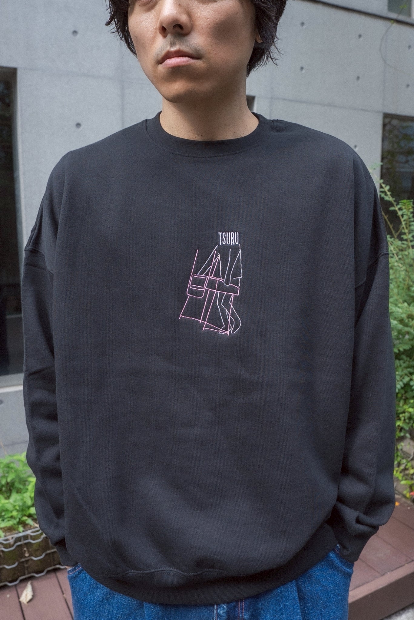 机をつるスウェット