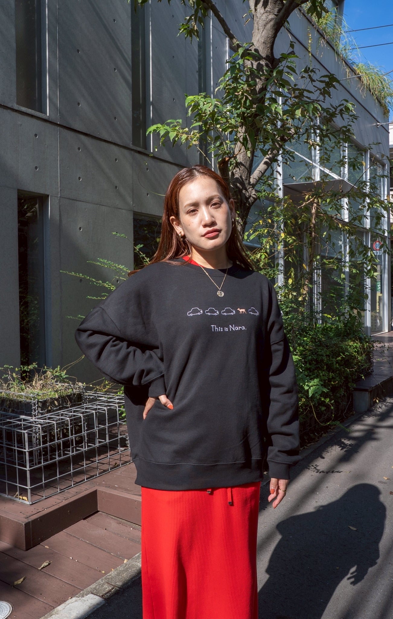 路上にいる鹿スウェット