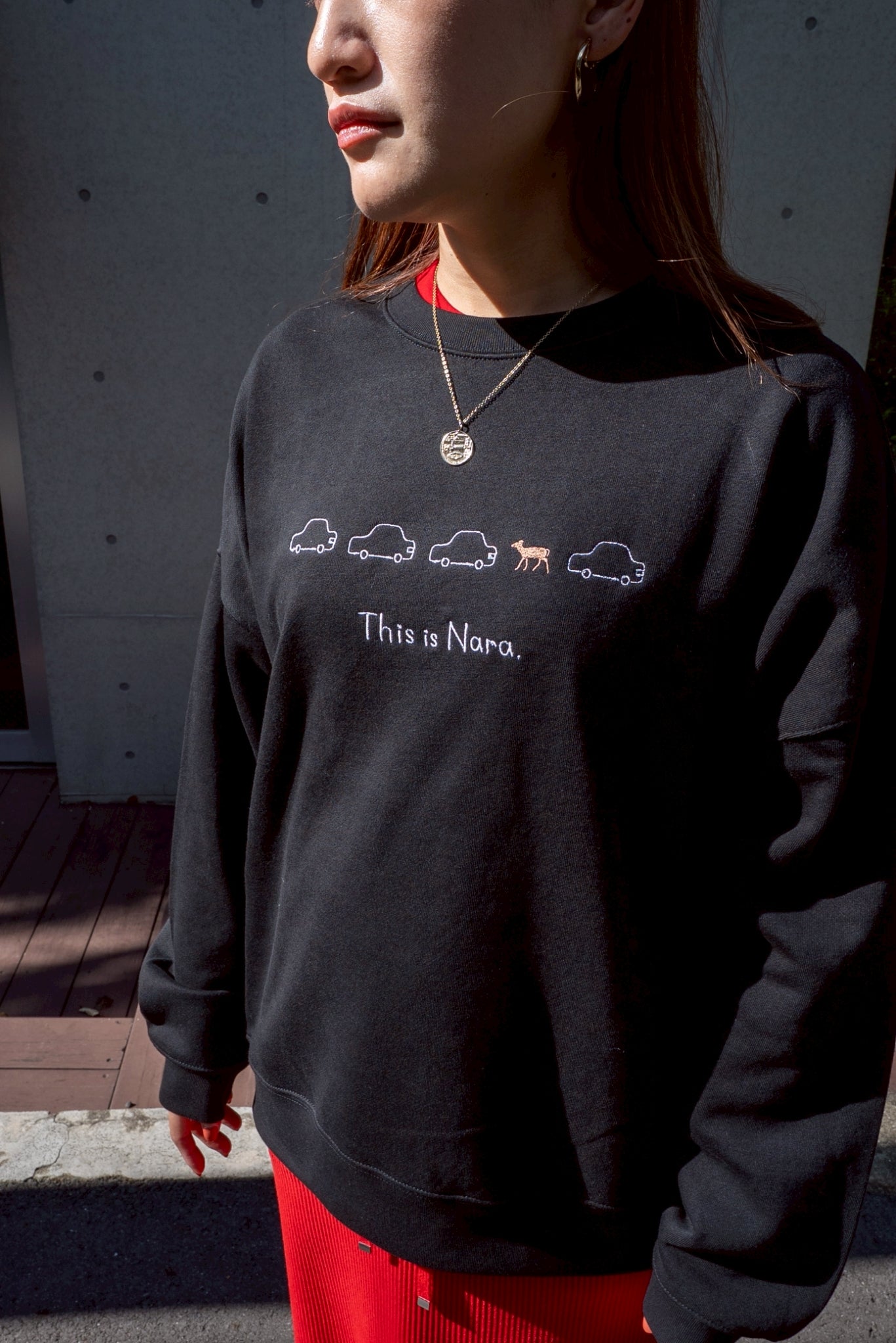 【受注】路上にいる鹿スウェット