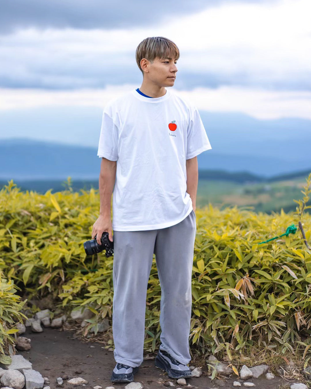 りんごがぼけるTee